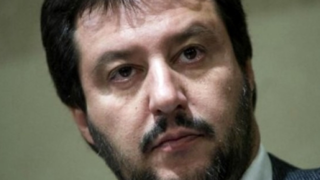 Follonica, Salvini si schiera con i lavoratori del Lidl