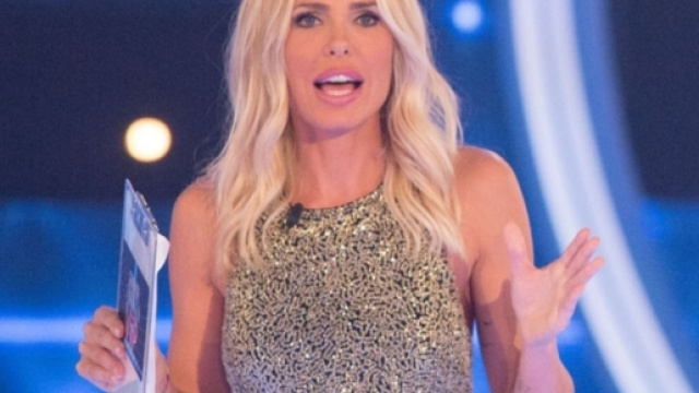 Ilary Blasi, un sorriso che conquista il Grande Fratello Vip ... - corrieredellosport.it