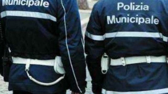 Ncc investe 2 vigili all'aeroporto di Fiumicino.