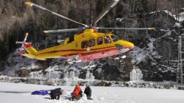 Val d'Aosta, crolla cascata di ghiaccio: morti 4 scalatori italiani, 1 ferito