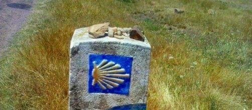 Hito en Mansilla de las Mulas - Camino Franc&eacute;s.