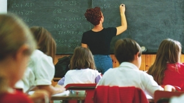 Ultime news scuola, venerd&igrave; 17 febbraio 2017: docenti SFP, adesso basta