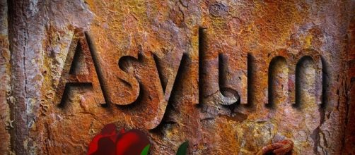 Refugess by Bkyst via Pixabay. CCO Public domain