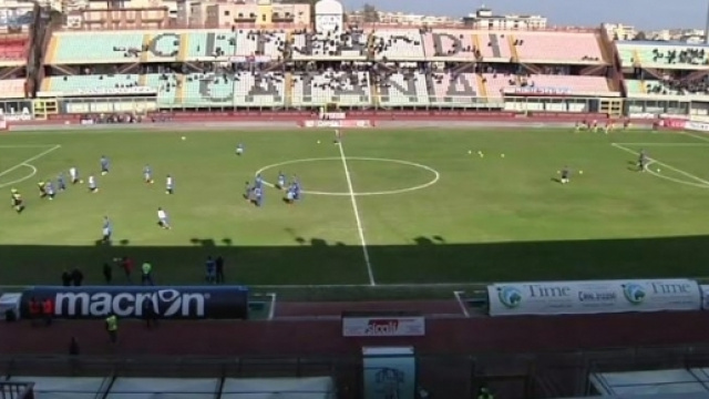 Il Taranto torna al Massimino per la prima volta dopo la maledetta finale del 2002