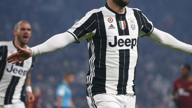 Scudetto Juve, l'addio di Higuain al Napoli e...Un anno di serie A ... - premiumsporthd.it