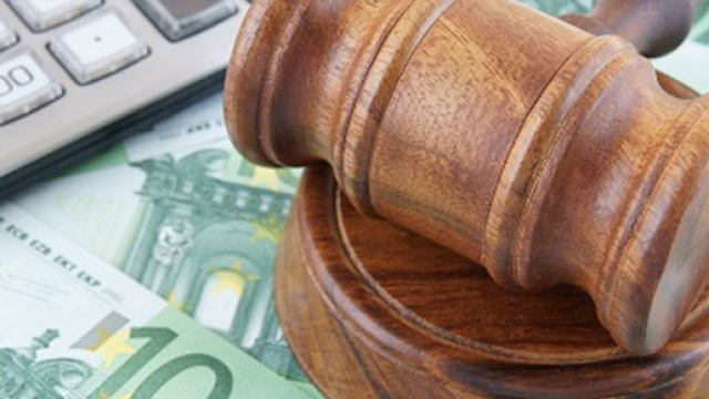 Alimenti per l'ex convivente: a chi spetta secondo la legge Cirinn&agrave;