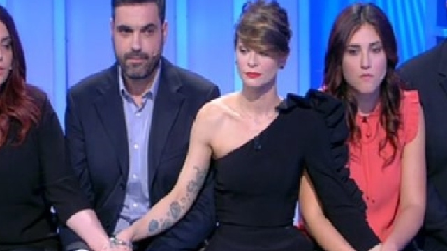 C'&egrave; posta per te alessandra amoroso piange zia pupetta