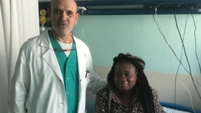 Maryse, la ragazza congolese laureatasi in geologia degli idrocarburi.