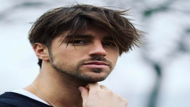 Uomini e Donne news: Andrea Damante ha avuto un flirt con un'altra? Ecco con chi