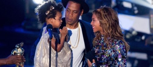 Beyonc&eacute; is pregnant with twins - CNN.com - cnn.com