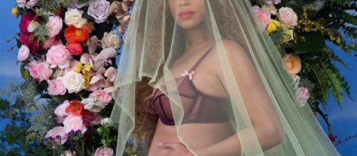 From this one photo, a hurricane of tweets related or otherwise arose. / Photo from 'City Of Hype' - cityofhype.com