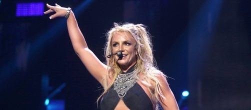 Wardrobe Malfunction News, Pictures, and Videos | E! News Canada - eonline.com