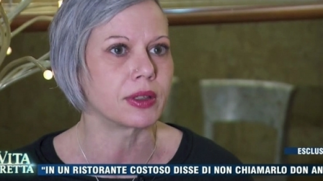 Anna, una delle donne che accusa il parroco di San Lazzaro.