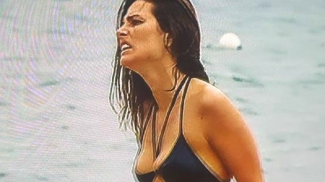 Dayane Mello, in video il seno al vento all'isola dei famosi