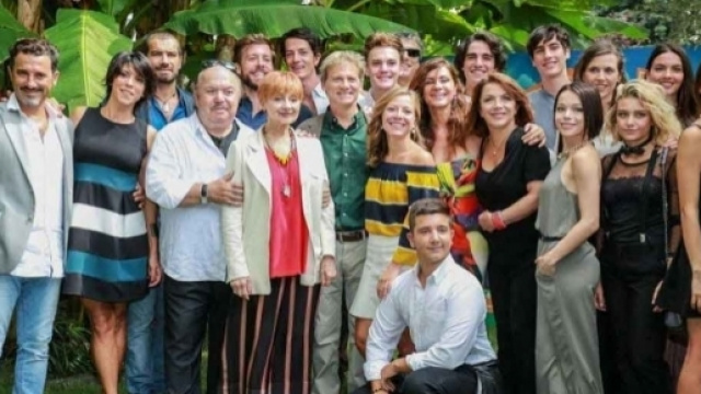 Gran parte del cast di Un Medico in Famiglia 10