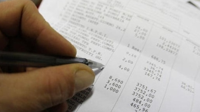 Nuove strette sul versaento degli stipendi - Tiscali Notizie