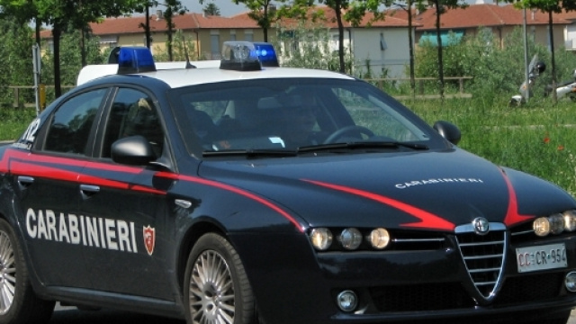 Vettura dell'arma dei Carabinieri