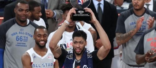 Anthony Davis se proclam&oacute; MVP del partido