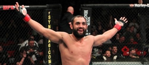 Johny Hendricks ends three fight losing streak | photo credit - fiveouncesofpain.com