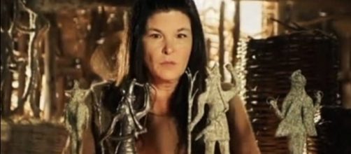 Na tentativa de virar uma feiticeira, Mara acabar&aacute; virando escrava e fugitiva