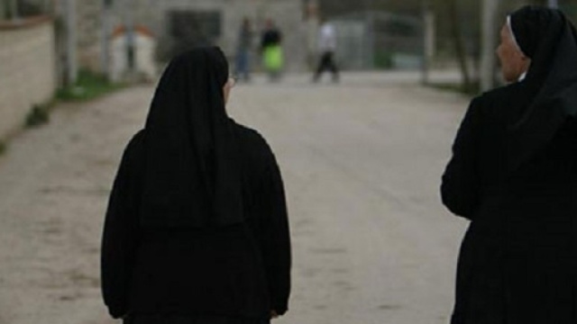 Acerno, il caso delle suore "spazzaneve"