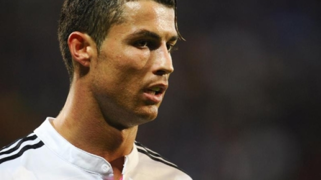 Dani Alves d&eacute;clare sa flamme &agrave; CR7 !