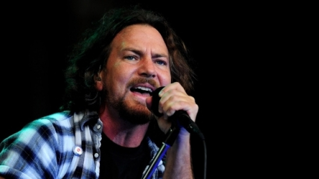 Eddie Vedder dei Pearl Jam sar&agrave; in concerto a Firenze il 24 giugno. I biglietti su Ticket one dal 24 febbraio.