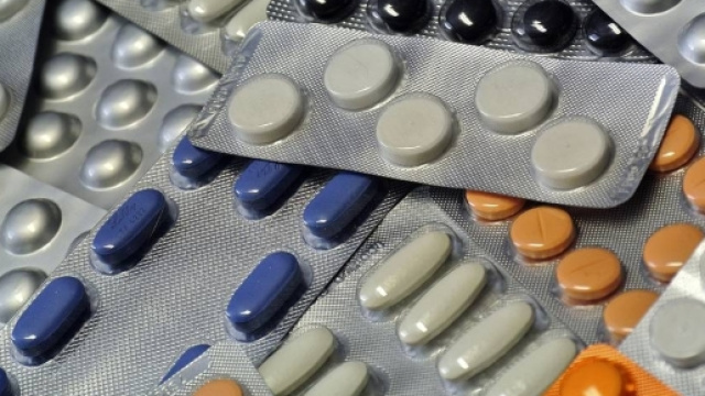 Grosso sequestro di farmaci falsi