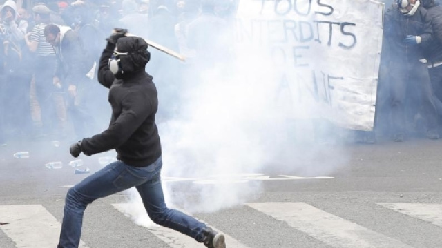 Milano: manifestazioni e scioperi da parte dei tassisti contro Uber.