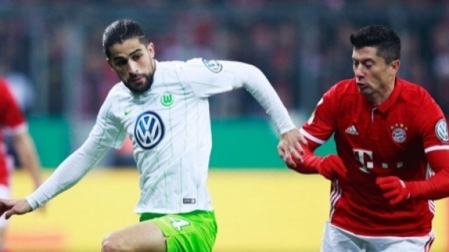 R.Rodriguez vs Lewansdowsky Bayern