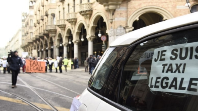 Sentenza afferma che Uber &egrave; illecito - torinotoday.it