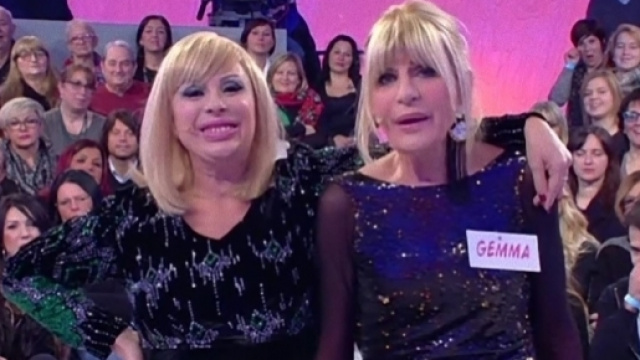 Uomini e Donne: Tina e Gemma fanno pace.