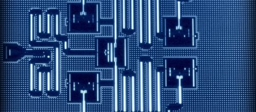 IBM 5-qubit processor, IBM Research, Pixabay.com, CC2 https://creativecommons.org/licenses/by-nd/2.0/