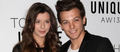 Os dois jovens j&aacute; foram um casal