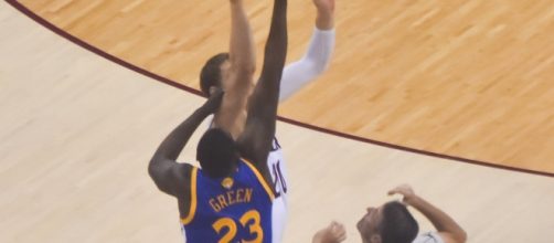 The Warriors and Cavaliers are still the teams to beat for the 2017 NBA Championship. [Image via Flickr Creative Commons]