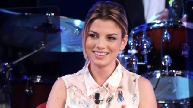 Gossip: Emma Marrone svela come dev'essere il suo uomo ideale.