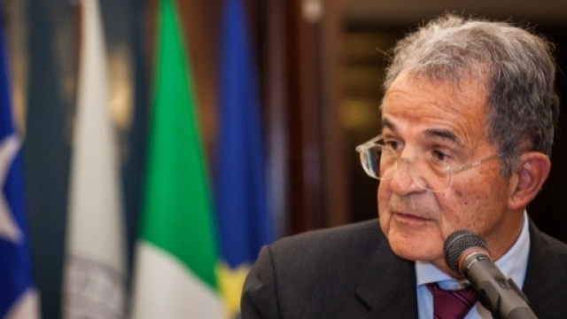 Scissione Pd, l'amarezza di Romano Prodi: '&Egrave; un suicidio' | huffingtonpost.it
