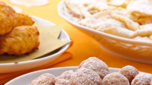 Castagnole e chiacchiere: ricette di carnevale