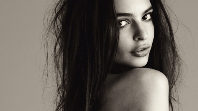 Emily Ratajkowski, bellissima modella di origini polacche.