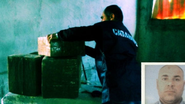 Ivano Silla, nella foto piccola in basso a destra, &egrave; stato arrestato dai Carabinieri.