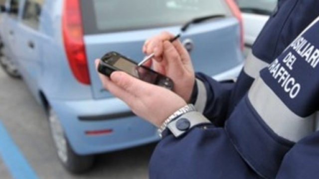 Strisce blu, il Tar boccia il Comune di Roma: bloccati gli aumenti ... - ilmessaggero.it