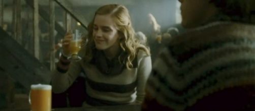 Cena do filme "Harry Potter e o Enigma do Pr&iacute;ncipe"