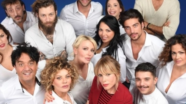 Isola dei Famosi, Ceccherini in nomination deve tornare a lavorare - newsalghero.com