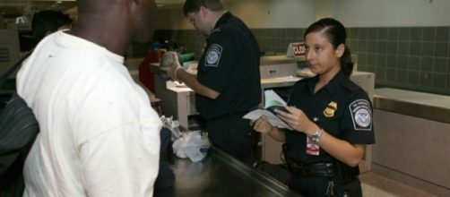 Photo border control by James R. Tourtellotte / Public Domain