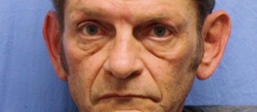 The Latest: Purinton, suspect in bar shooting, extradited to Kansas - dailyjournal.net