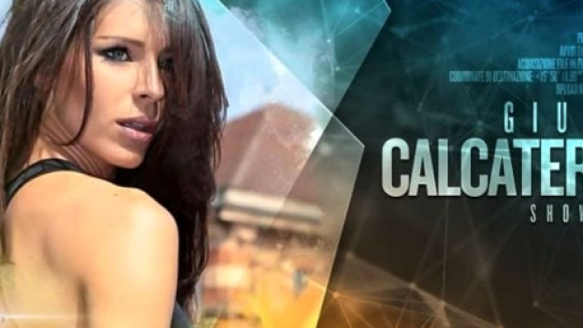 Giulia Calcaterra all'Isola dei famosi 2017 torna single: il fidanzato la lascia, ecco perch&eacute;