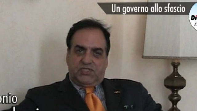 Lutto nel mondo della politica