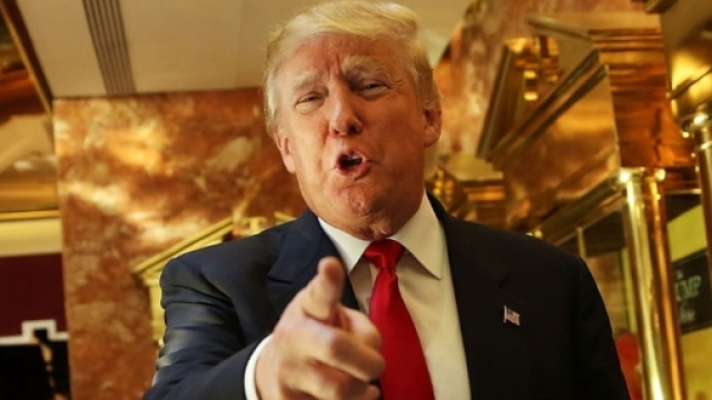 Sorprendente decisione di Trump: no alla cena con la stampa!