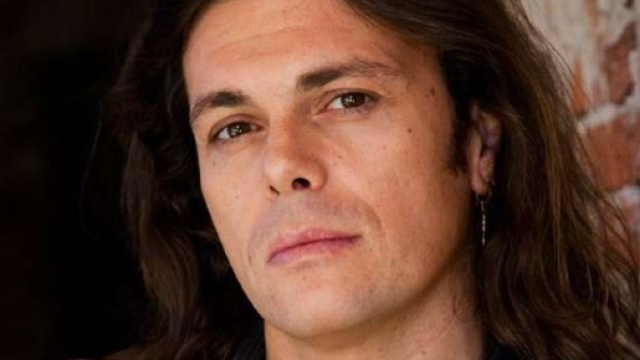 Gianluca Grignani: ennesima notte brava? Il cantante smentisce - palermomania.it