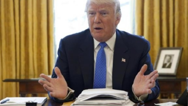 Trump nello Studio Ovale decide per il riarmo.